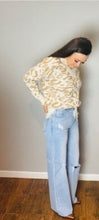 Load image into Gallery viewer, Frayed Trim Printed Sweater

